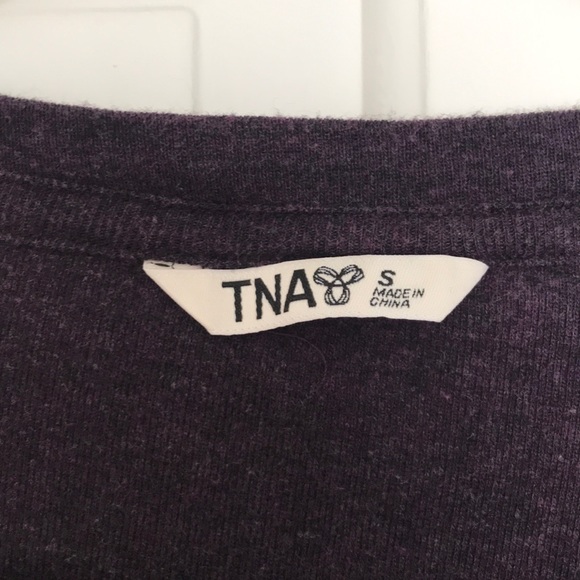 Aritzia tee - Picture 3 of 3